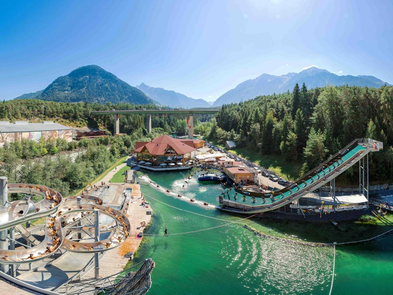 Area 47 - Tirol Hotell Ötztal-Bahnhof Eksteriør bilde