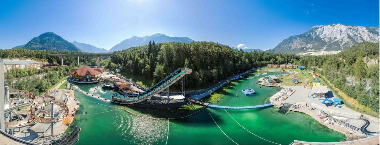 Area 47 - Tirol Hotell Ötztal-Bahnhof Eksteriør bilde